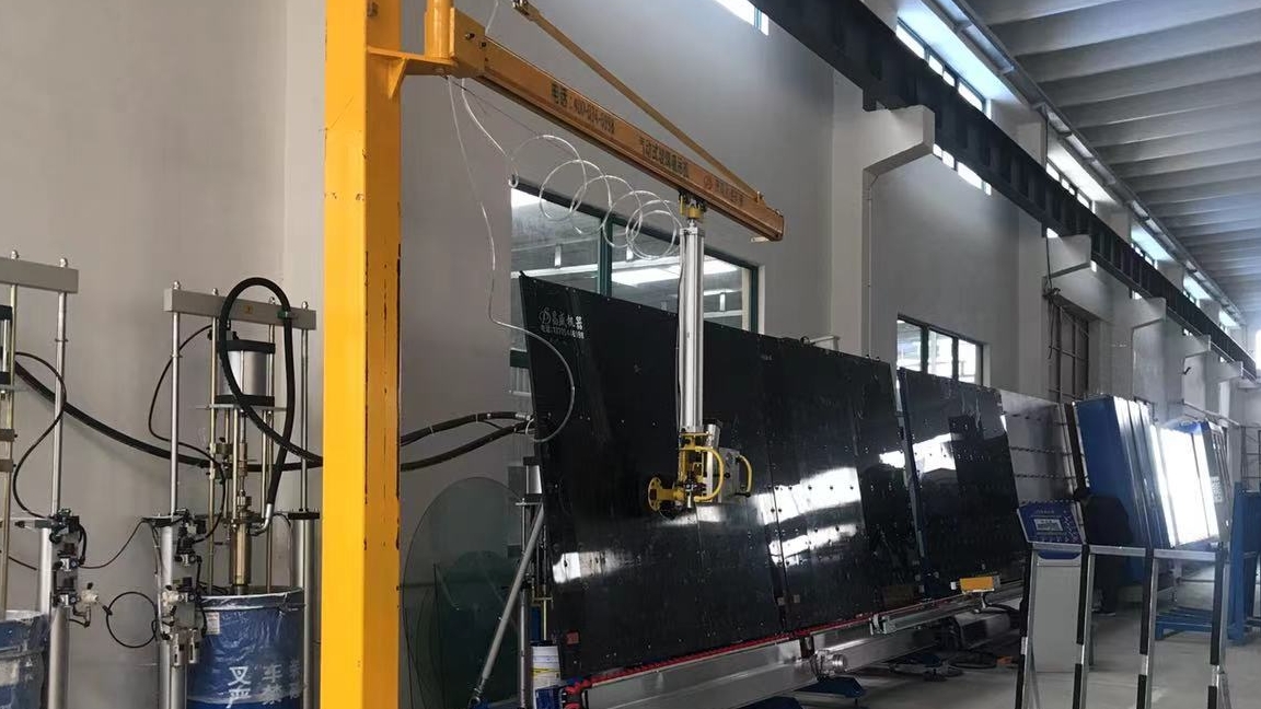 胶条式和铝条式中空玻璃的组装区别